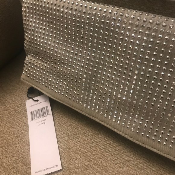 BCBGMaxAzria Women's Studded Clutch NEW - Picture 2 of 3